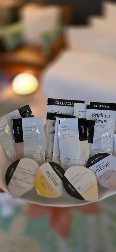 Le Bijoux Day Spa - Head Spa