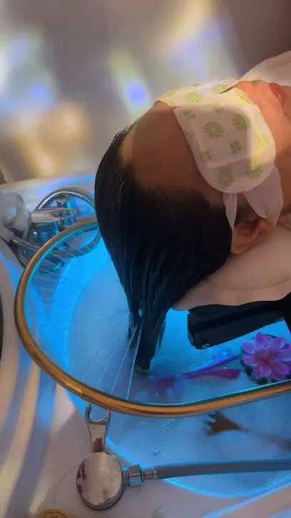 Calm Waters by Sofi Head spa - Head Spa