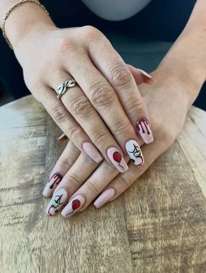 Monarch Beauty & Spa - Head Spa