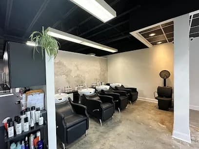 The Collab Studio - Head Spa