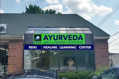 Lotus Ayurveda Wellness Center - Head Spa