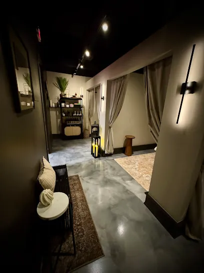 Refinery Head Spa - Head Spa