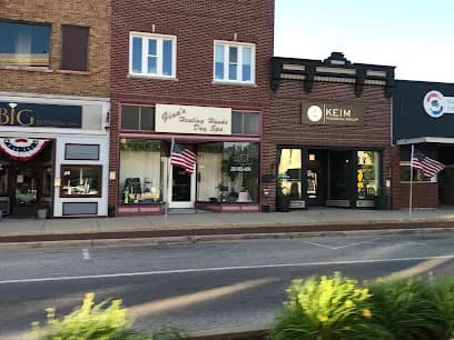 Ginas Healing Hands Day Spa - Head Spa