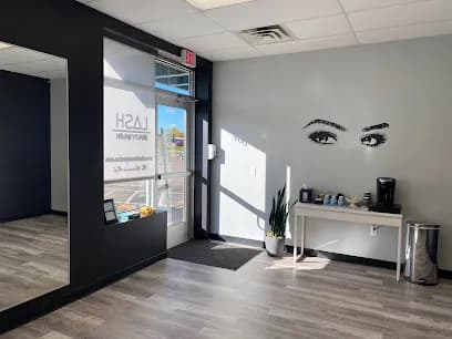 LASH Beauty Salon - Head Spa