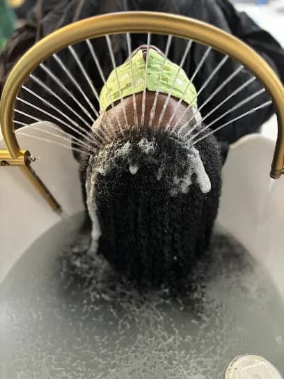 Crowns Head Spa - Head Spa