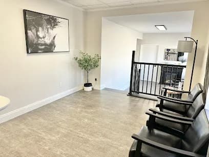 KANDISS KAYE AESTHETICS - Head Spa