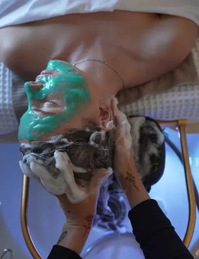 Melt Head Spa - Head Spa