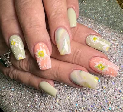 Therapy Nail Spa - Head Spa