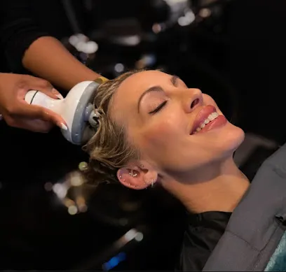 Triniti Salon & Head Spa - Head Spa