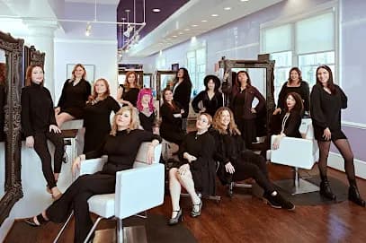 Aeracura Aveda Salon - Head Spa