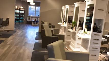 Blank Canvas Salon - Head Spa