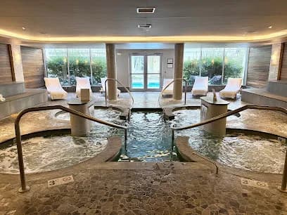 Sea Spa Sanctuary at Tropicana - Head Spa