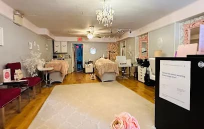 Oh My Glam! Spa & Beauty Bar - Head Spa