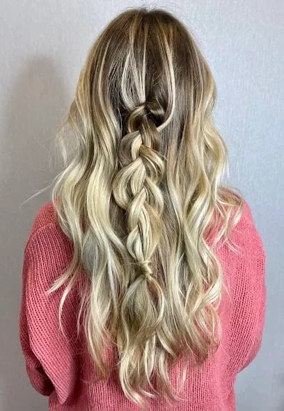 Renaissance Hair Salon & Spa - Head Spa