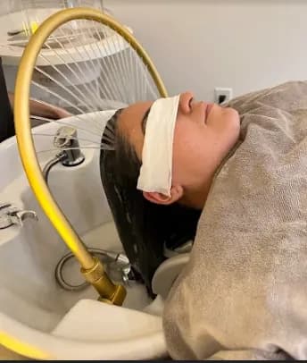 VPRO Beauty Salon & Spa - Head Spa