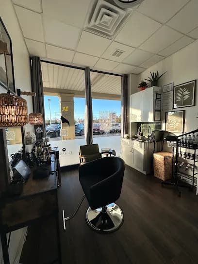 The Healing Hair Lounge - Head Spa