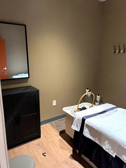 Zion Head Scalp Spa - Head Spa