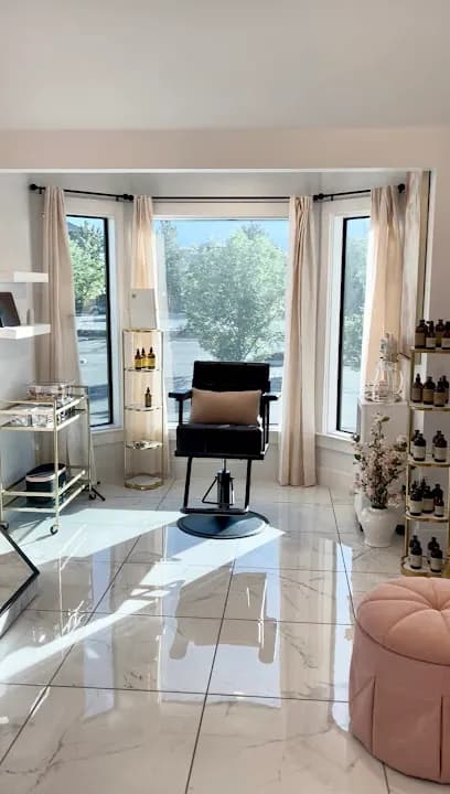 Head In the Clouds Headspa - Head Spa