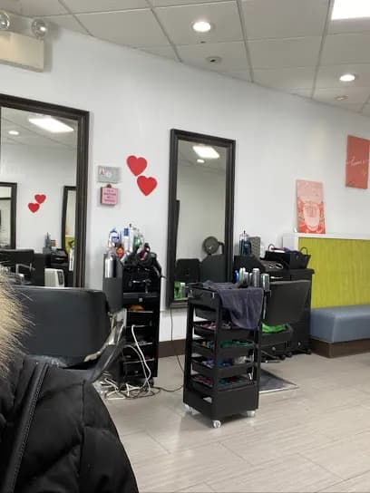 Heena's Salon - Head Spa