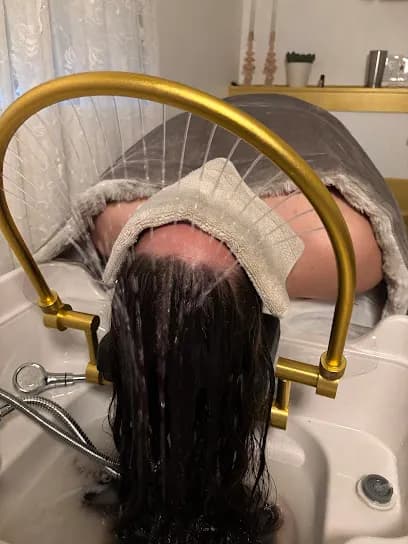 Roots and Strands Scalp Therapy Head Spa - Head Spa