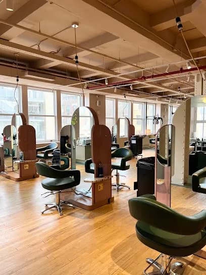 Bloom Beauty Lounge - Head Spa