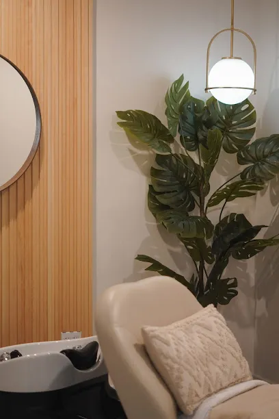 EQ HeadSpa - Head Spa