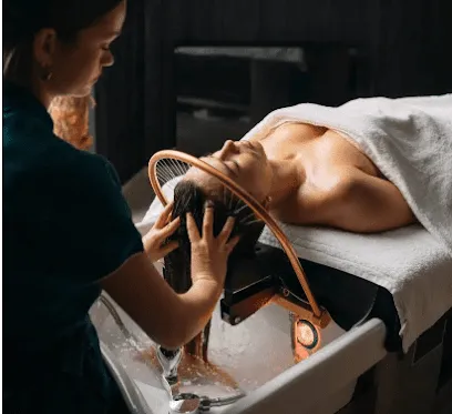 Amy Kristine' Beauty*** The Experience Head & Beauty Spa - Head Spa