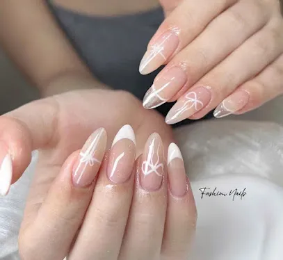 Fashion Nails & Head Spa - Head Spa