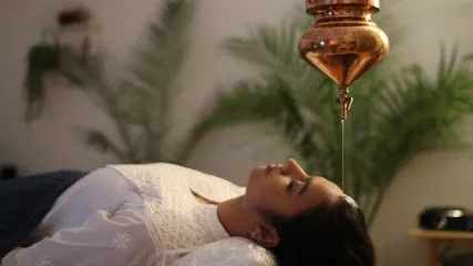 Moksha Massage and Wellness - Head Spa