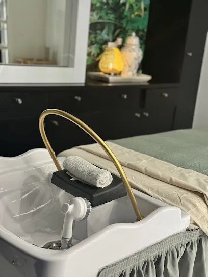 The Water Lab - Head Spa