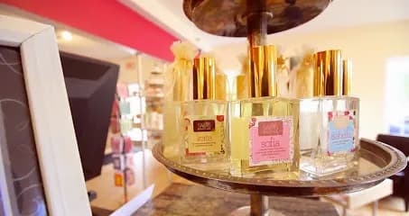 Beauty Bar Toledo - Head Spa