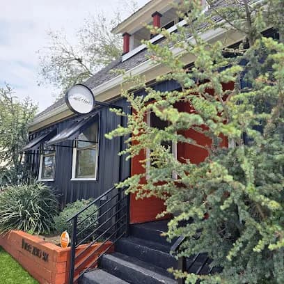 The Curl Haus Salon - Head Spa