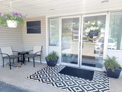 Gloss Beauty Bar - Head Spa