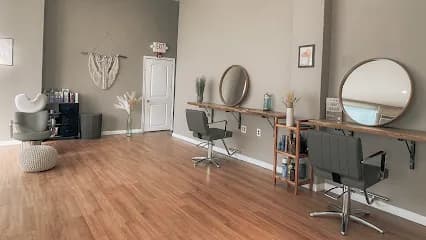 Gezellig Salon - Head Spa