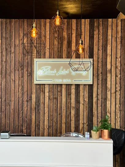 Black Label Society SPA - Head Spa