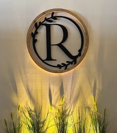 Roots Head Spa & Salon - Head Spa