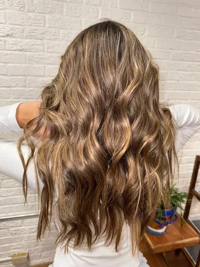 The Experience Salon and Head Spa - Head Spa