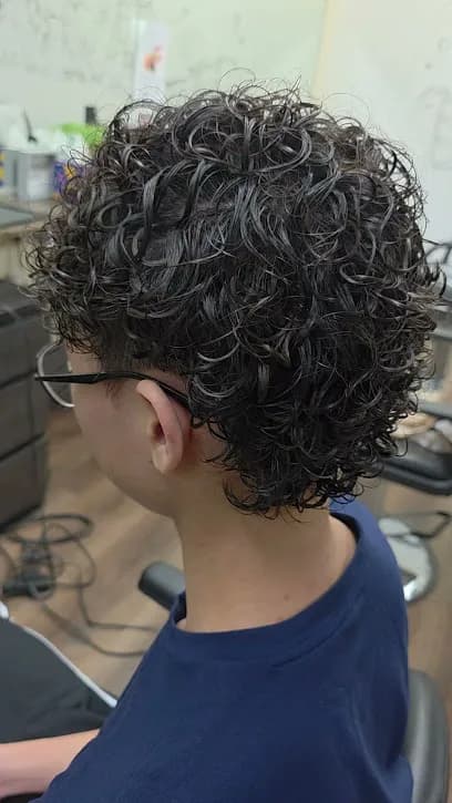 You Me Beauty Salon(head spa) - Head Spa