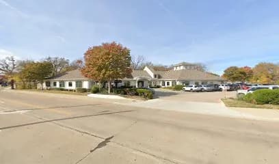 Roots Salon - Head Spa