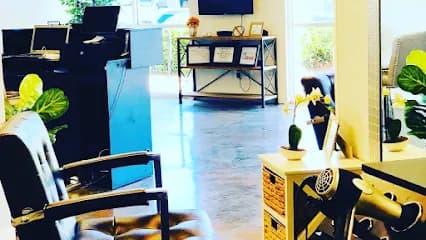 t’Amm Healthy Hair Salon + Head Spa - Head Spa