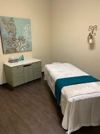Lee’s Massage & head Spa Kerrville - Head Spa