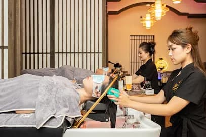 Zelene Head Spa - Head Spa