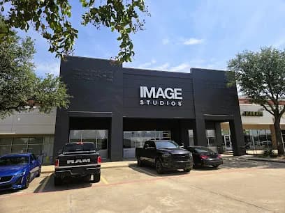 Raining Roses Spa - Head Spa