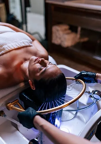 9 TO 6 Studio - Head Spa