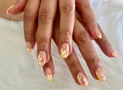 Trinity Nail Lounge - Head Spa