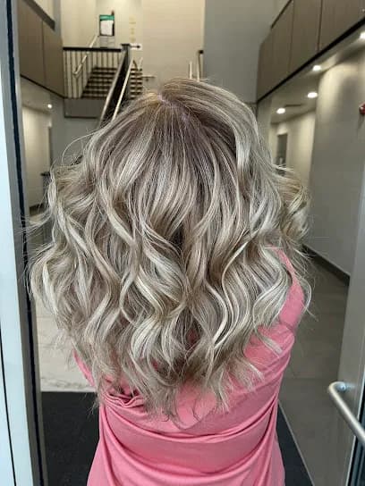 Wolfe Beauty Co. - Head Spa