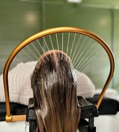 Mint & Honey Salon and Head Spa - Head Spa