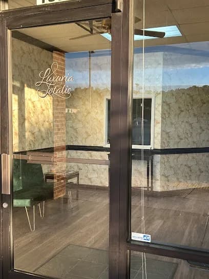 Luxuria Totalis - Head Spa