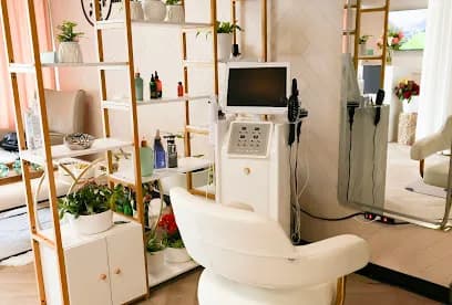 Rewind Head Spa - Head Spa