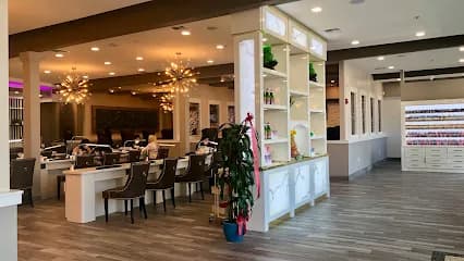 HAPPY NAILS LOUNGE - Head Spa